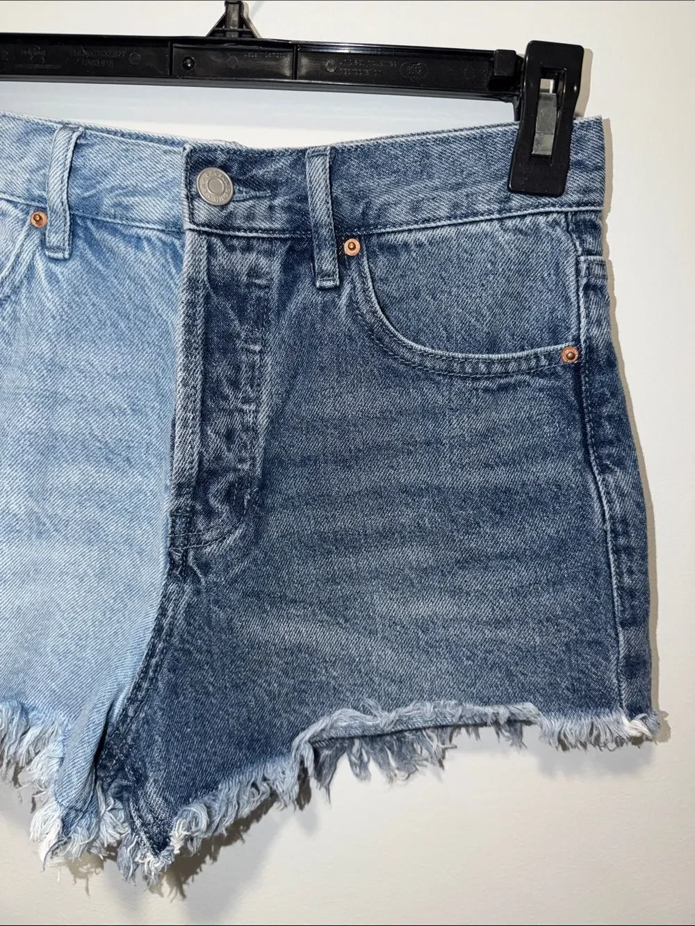 PACSUN 25 Vintage Two Tone Medium Light Wash Fringe Raw Hem Denim Jeans
